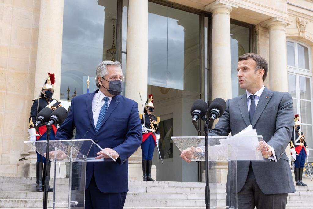 Fernández logró un fuerte apoyo de Macron para la Argentina: “Francia está de su lado”