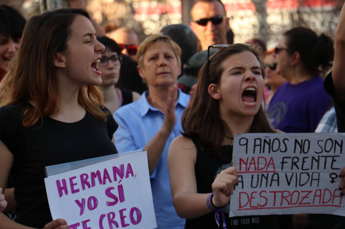 Masivas manifestaciones por el fallo a «La Manada»