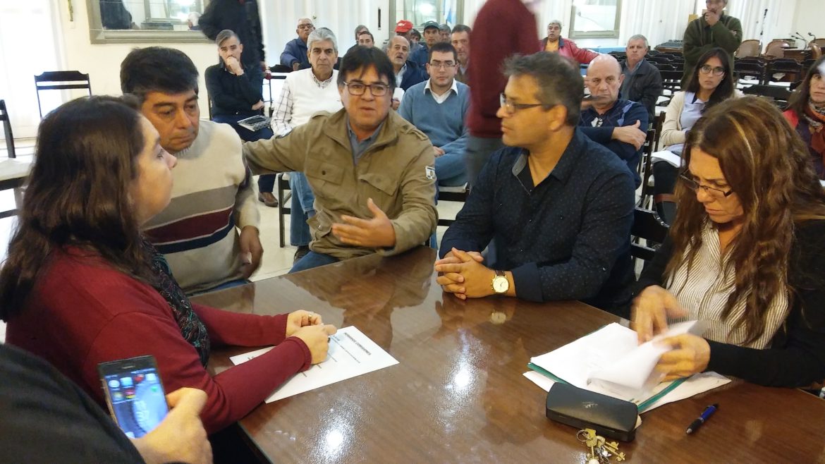 Fonzo no fue al concejo y el Soem volvió a pedir su remoción