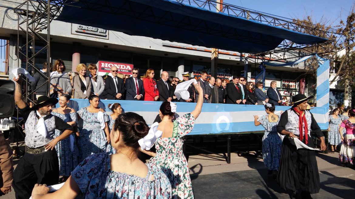 «Hay que repensar el presente tomando como ejemplo la gesta de Mayo»