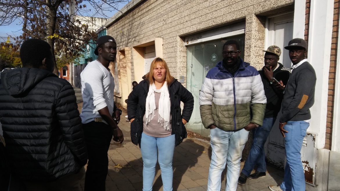 Vendedores ambulantes en pie de guerra con el municipio