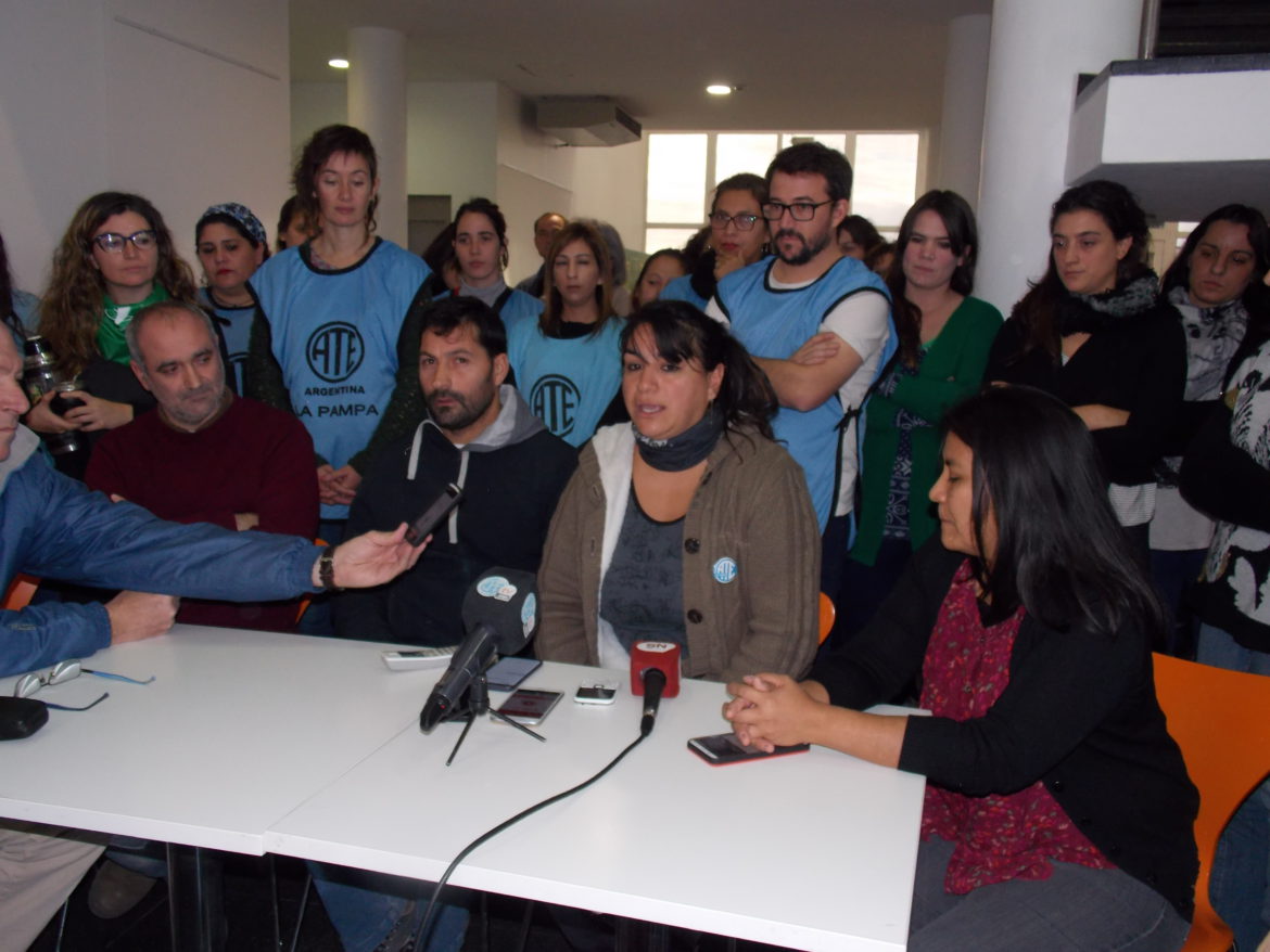 Reincorporaron a trabajador despedido en Cultura