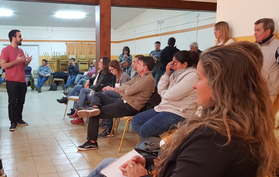 Maquieyra, de reunión y timbreo en Acha