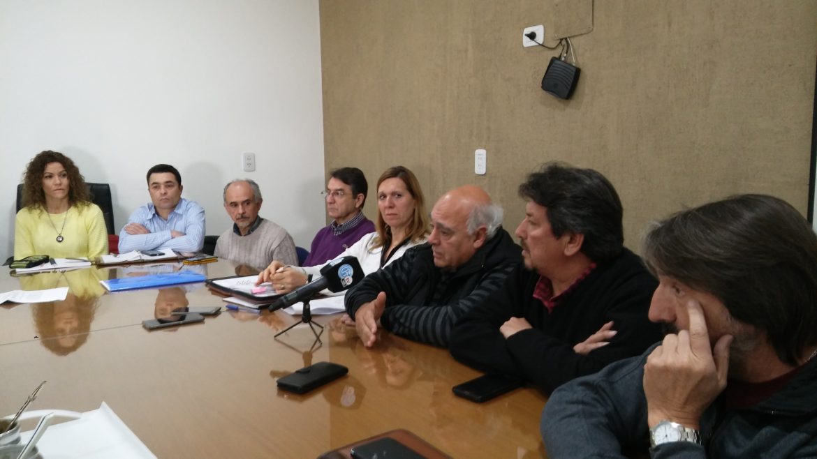 La Intersindical amenaza con medidas de fuerza si no hay acuerdo por las licencias