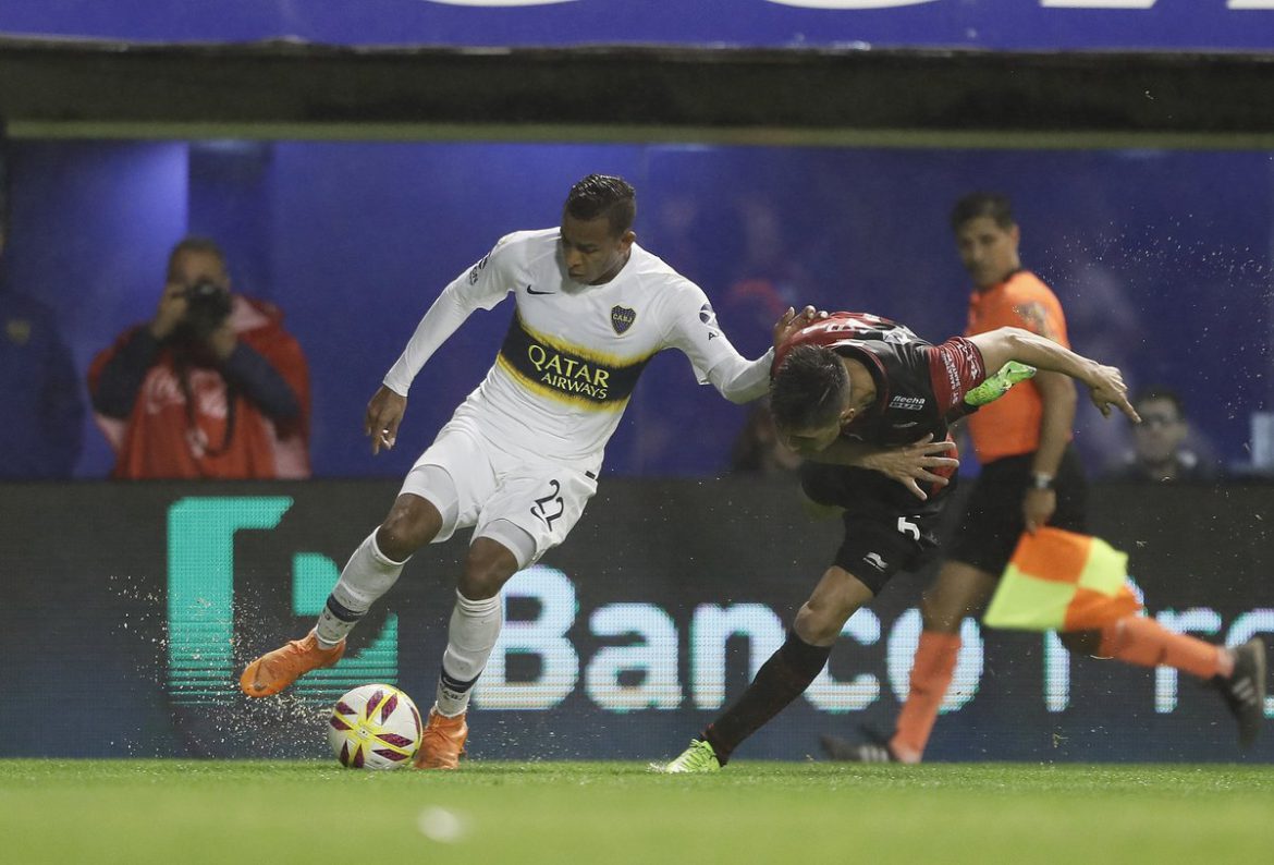 Boca se recuperó ante Colón