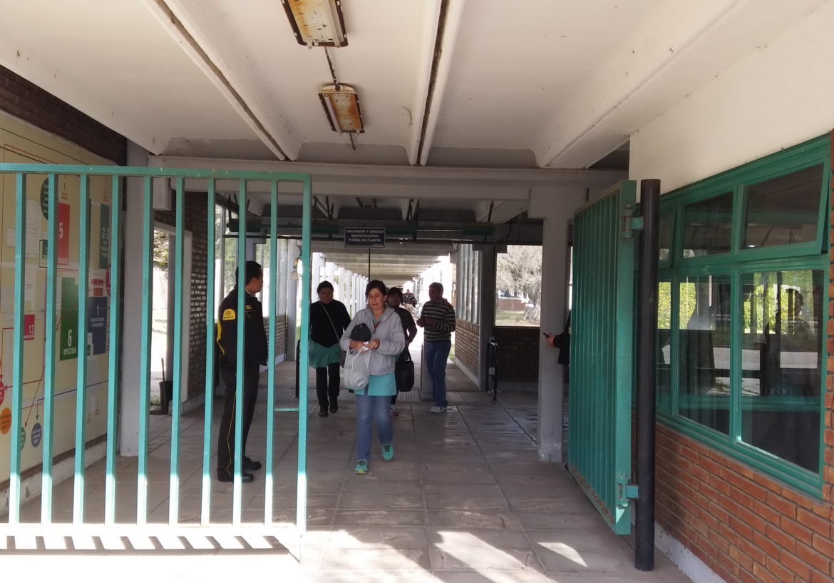 La situación de los despedidos de Alpargatas: «Queremos trabajo»