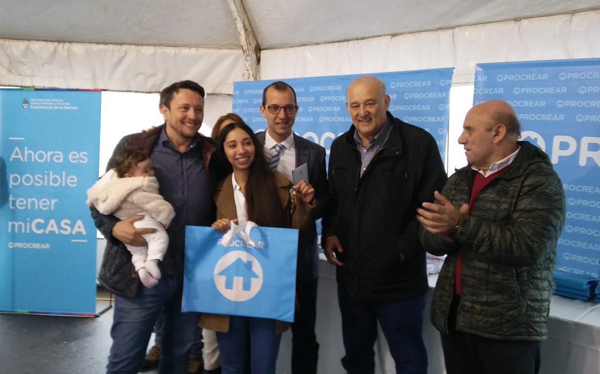 Entregaron 20 viviendas del barrio Procrear de Santa Rosa