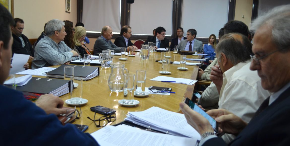 Franco avisa que se retrasará el envío del Presupuesto 2020