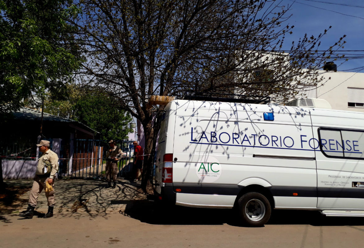 Muerte en Villa Santillán: los tres uniformados fallecieron con pocos minutos de diferencia