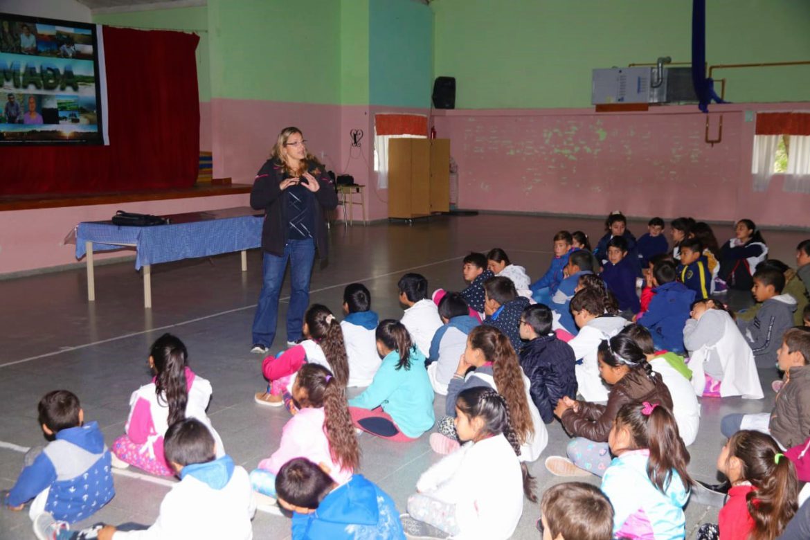 Diez años del programa «El agua va a tu escuela»