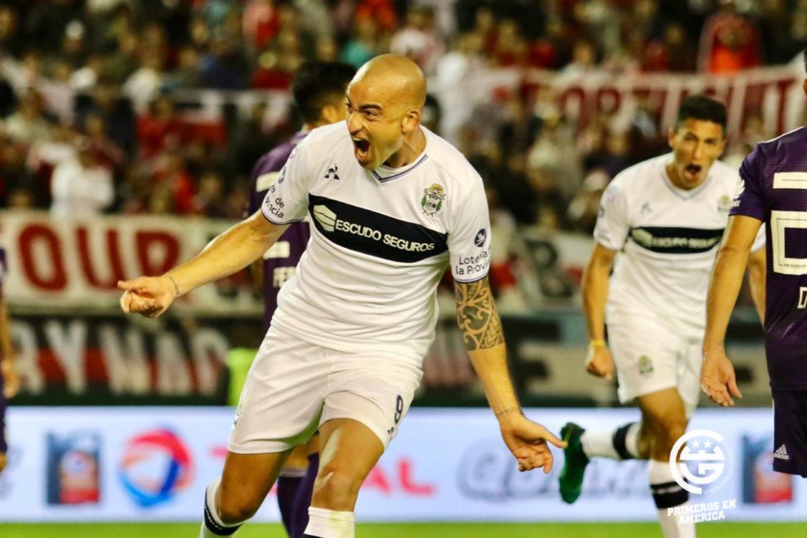 Gimnasia y Central disputan la final de la Copa Argentina