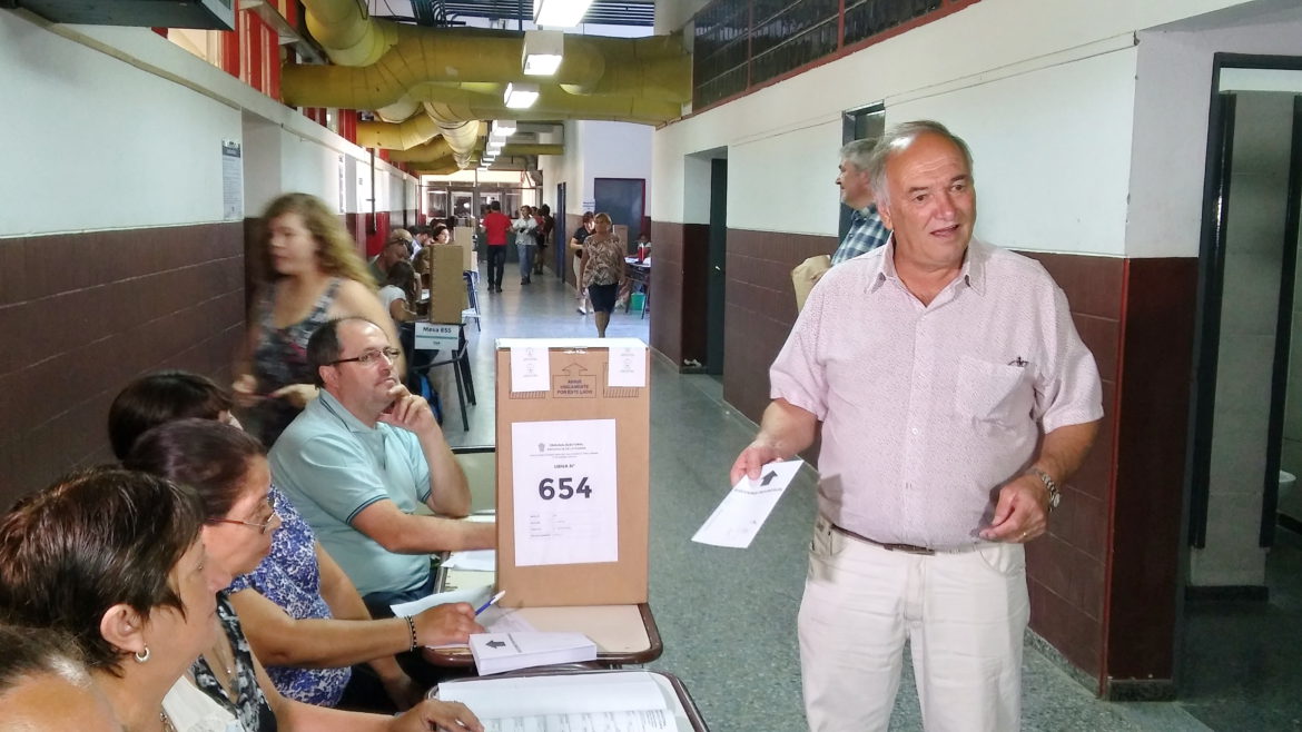 Hernández: “Si gana Lezcano o Di Nápoli no acompaño porque son dos sinvergüenzas”