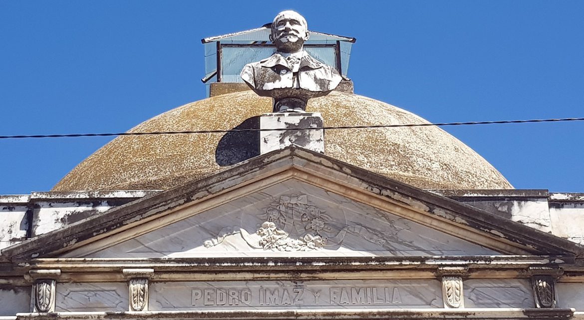 Brillo hasta en la muerte: el crimen de Imaz y un lujoso panteón