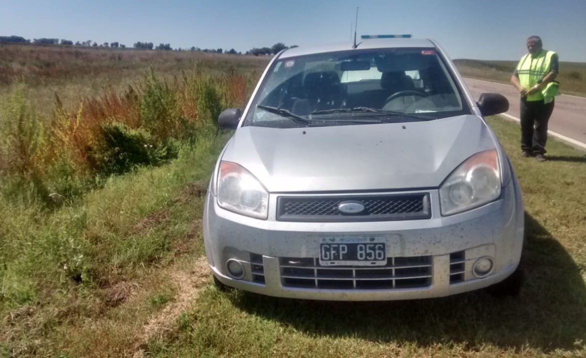 Le robó el auto a un policía de Metileo y se quedó sin nafta