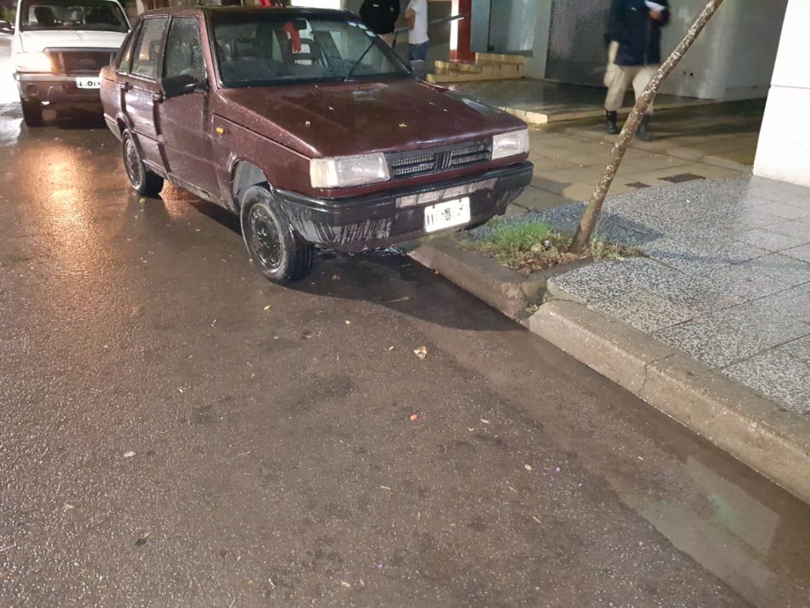 Intentó robar un auto, lo sorprendió el dueño y quedó detenido