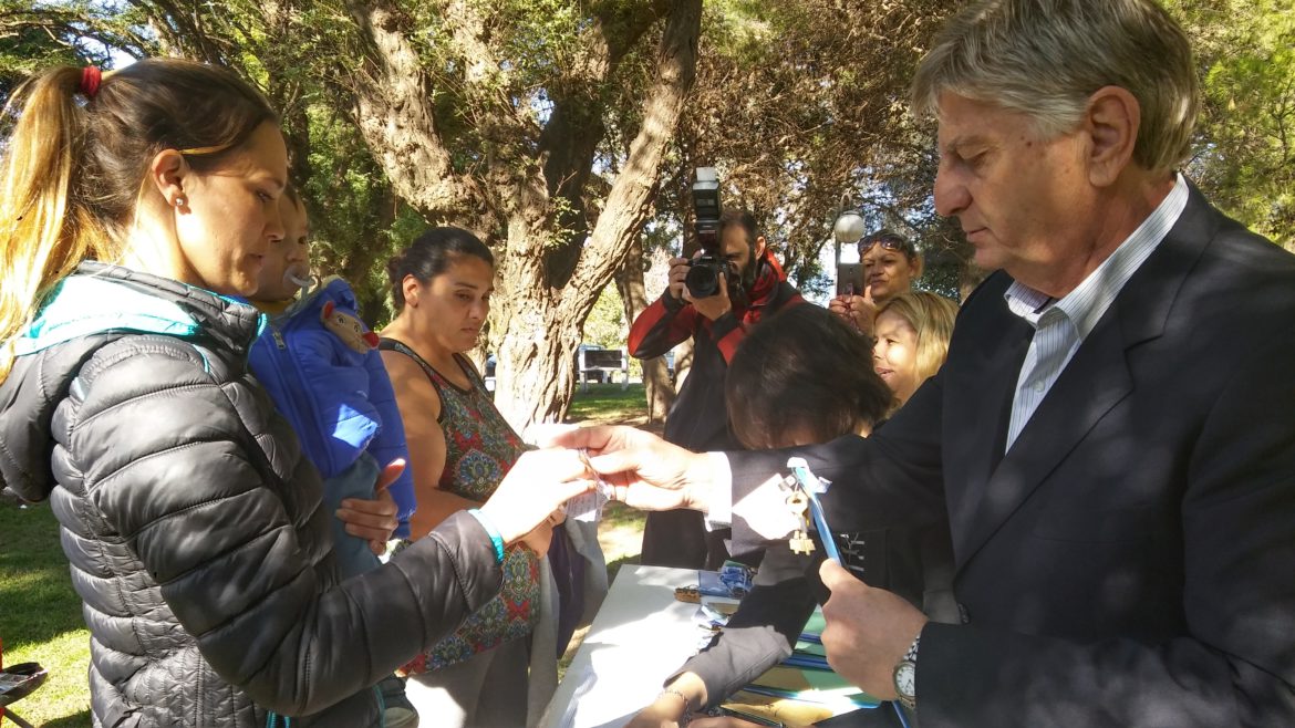 Ziliotto: «Vamos a hacer viviendas para todos los estratos sociales»