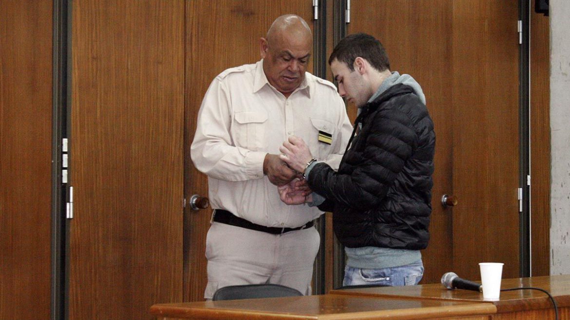 Una madre pide protección a su hijo detenido en la Colonia Penal 4
