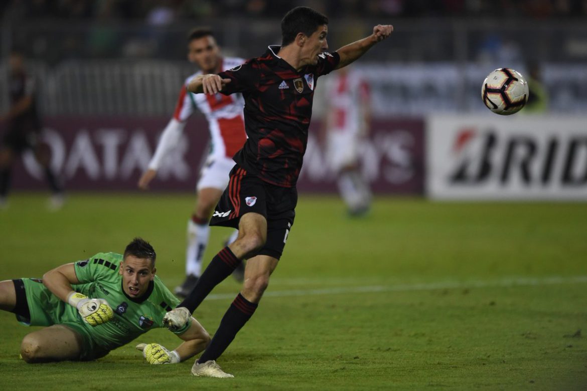 River le ganó a Palestino y clasificó