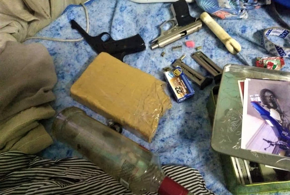 Pico: secuestraron medio kilo de marihuana