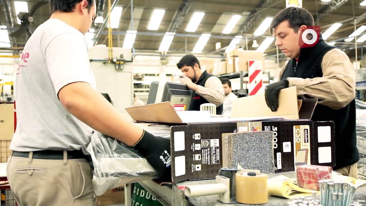Eskabe debe salarios, ya retiró 50 empleados y hay rumores de despidos