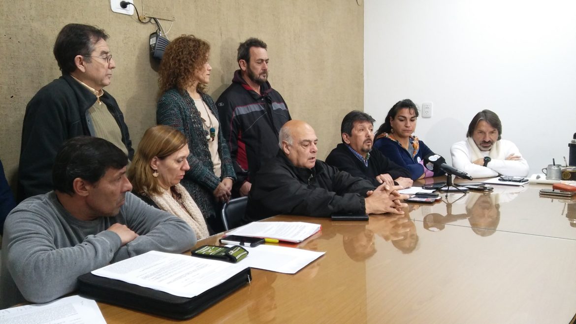 La Intersindical denunció quita salarial del 1,4% y reclamó su devolución