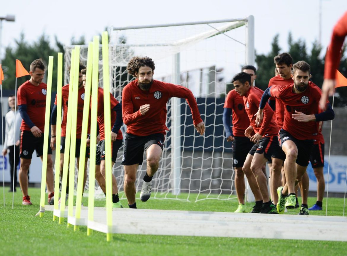 Primera División: el 10 de agosto vuelven los entrenamientos al fútbol argentino