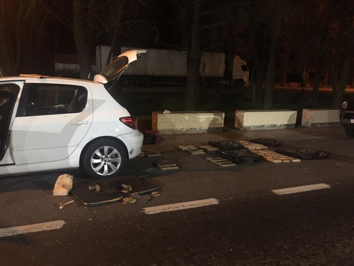 Con ayuda del perro Nelson, secuestraron 54 kilos de marihuana en Catriló