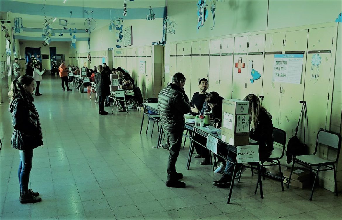 ¿Postergar o no las elecciones? Qué opinan el PJ, UCR y PRO