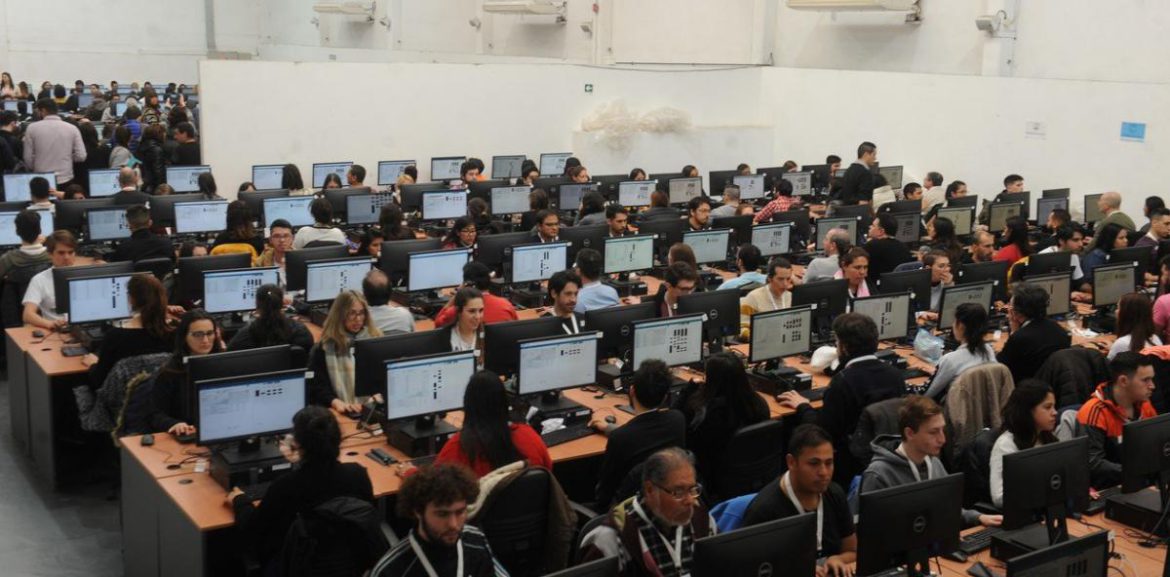 Escrutinio: apoderada del PJ sembró dudas sobre transmisión de datos