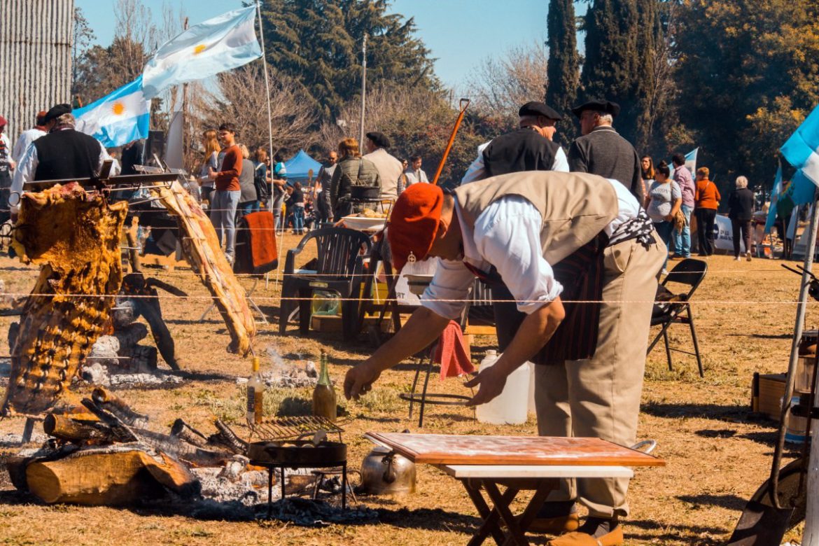 Coros, exposiciones, festivales y asado criollo en la agenda cultural pampeana