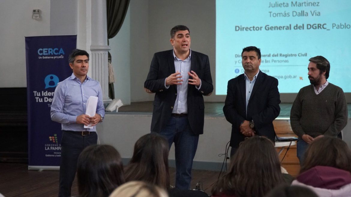 «Estamos trabajando en forma para acercar a los pampeanos a sus derechos»