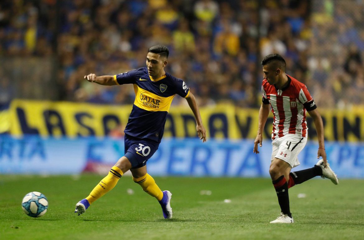 Boca le ganó a Estudiantes y lidera la Superliga