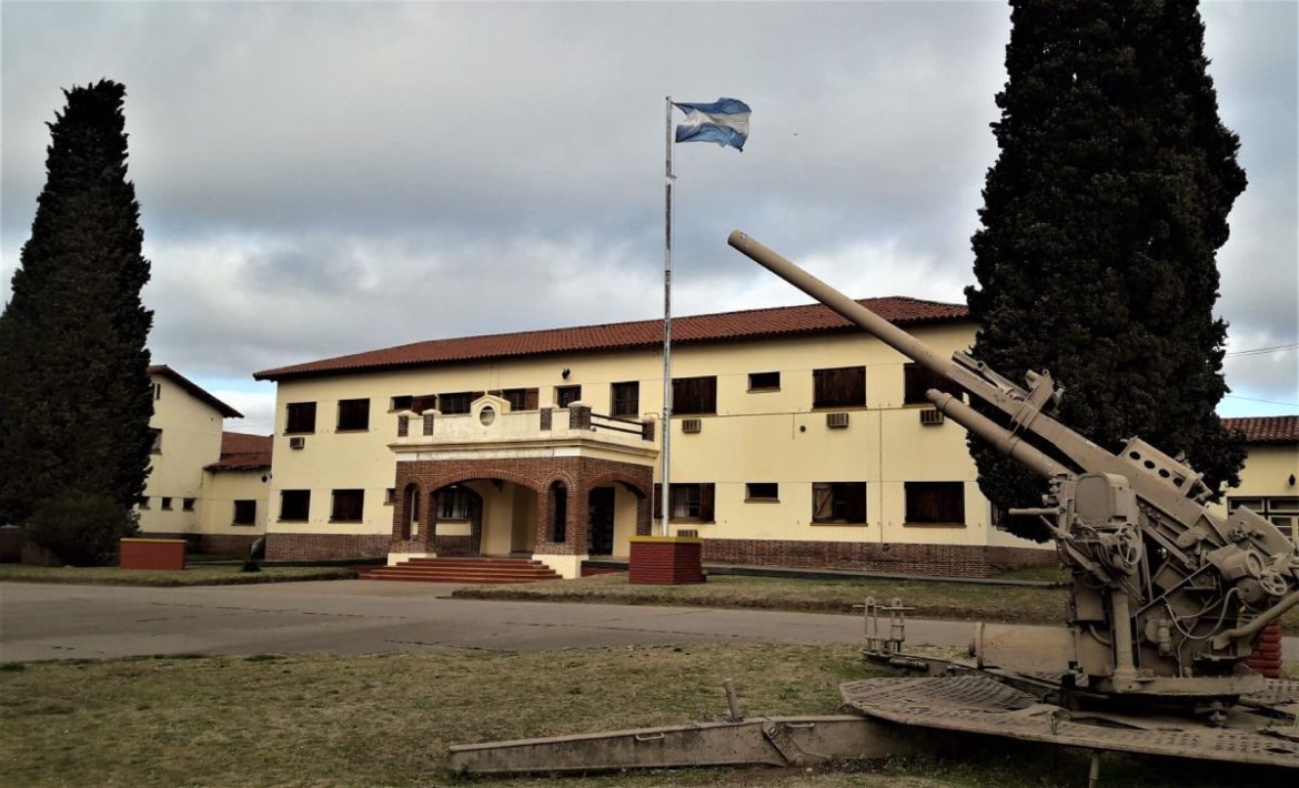 “Es una afrenta que la Escuela Hogar siga en manos del Ejército”