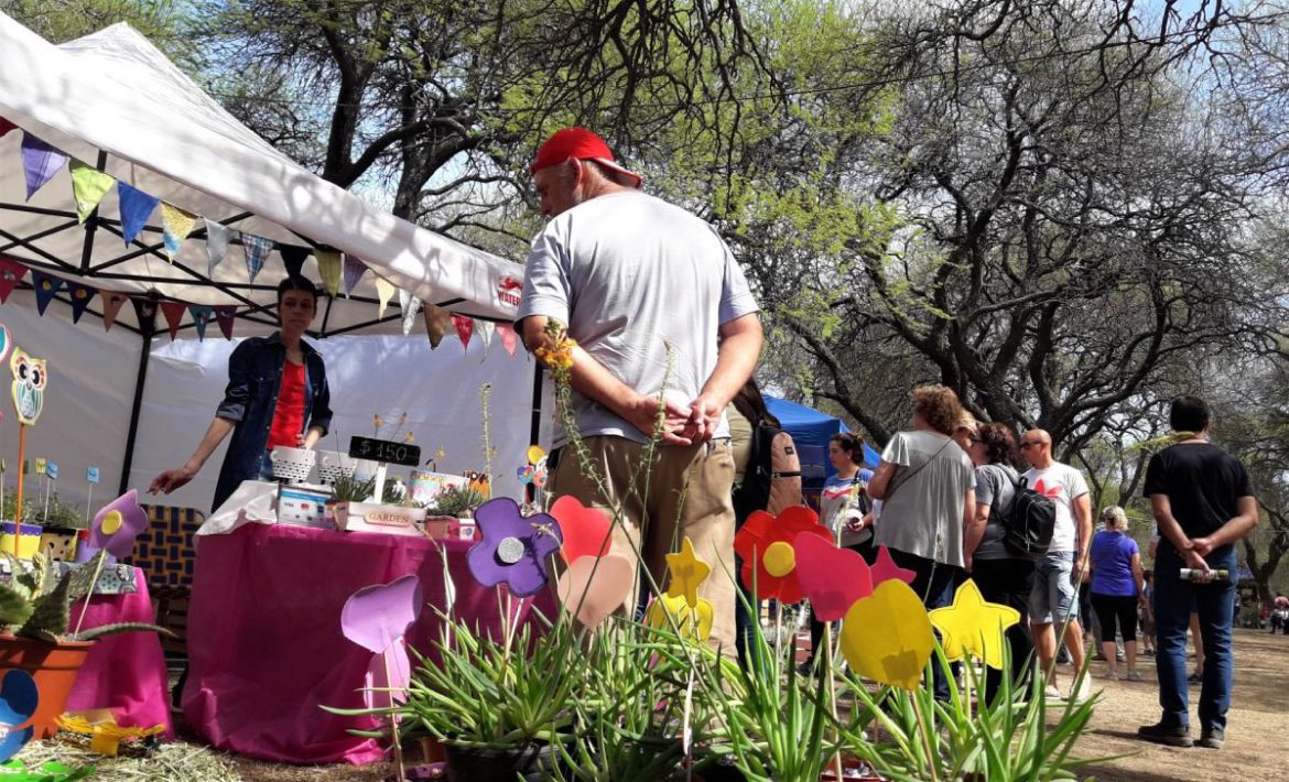 Una multitud en la Expo Vivero 2019 en Toay