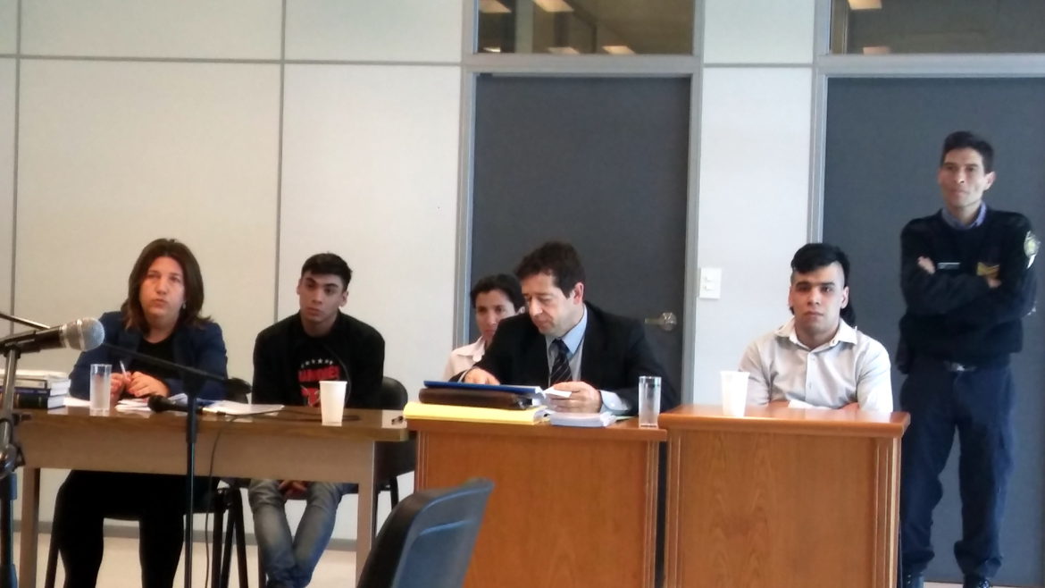 Juicio por el caso Fuentes: un condenado por otro crimen complicó a Santillán