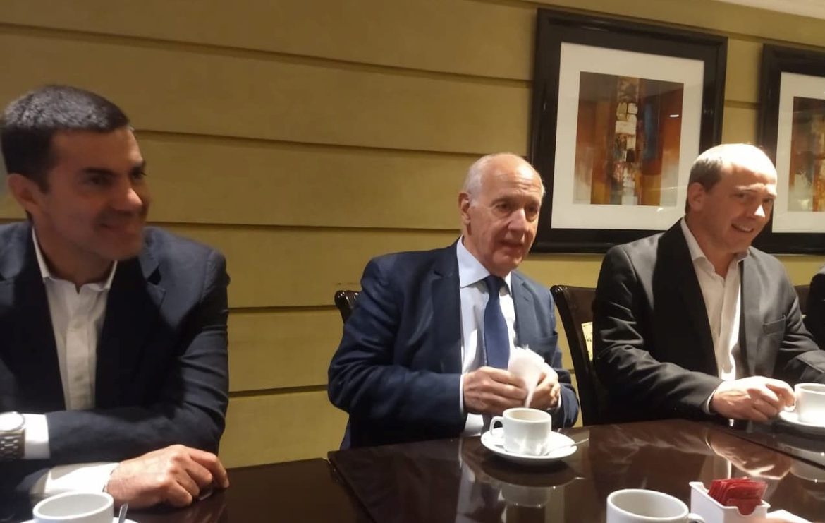 Solana estuvo en Mendoza con Lavagna y habló de la defensa de los ríos pampeanos