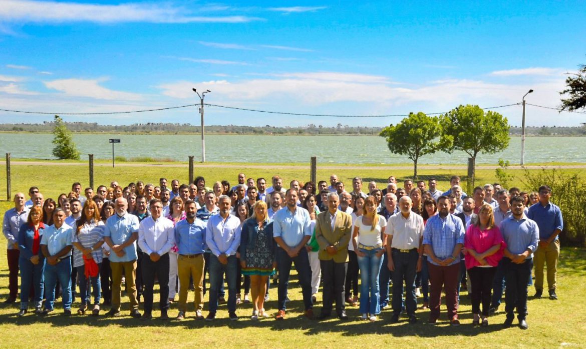 Di Nápoli presentó a todos los funcionarios que lo acompañarán