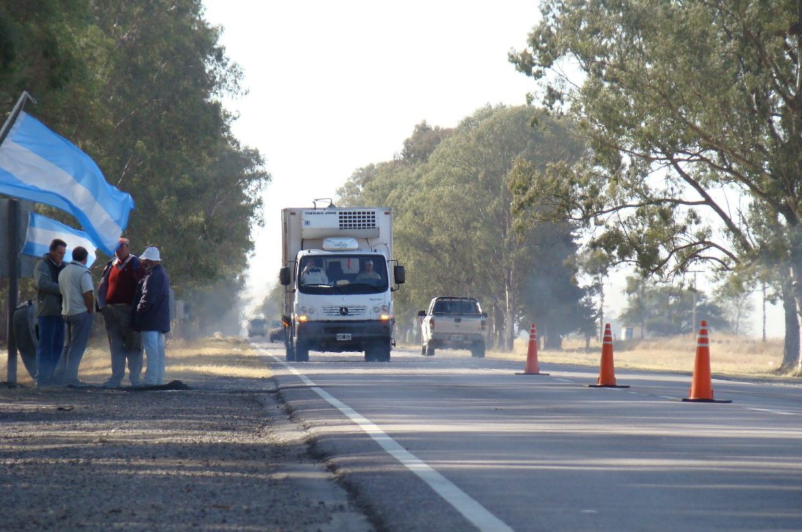 El viernes, movilización de productores en Santa Rosa contra prohibición de agroquímicos