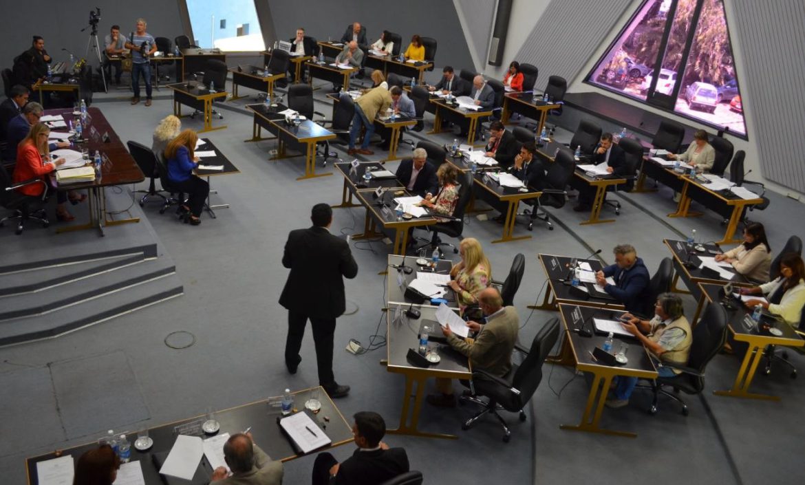 Es ley el Banco de Tierras, aunque con objeciones de la UCR y rechazo del PRO