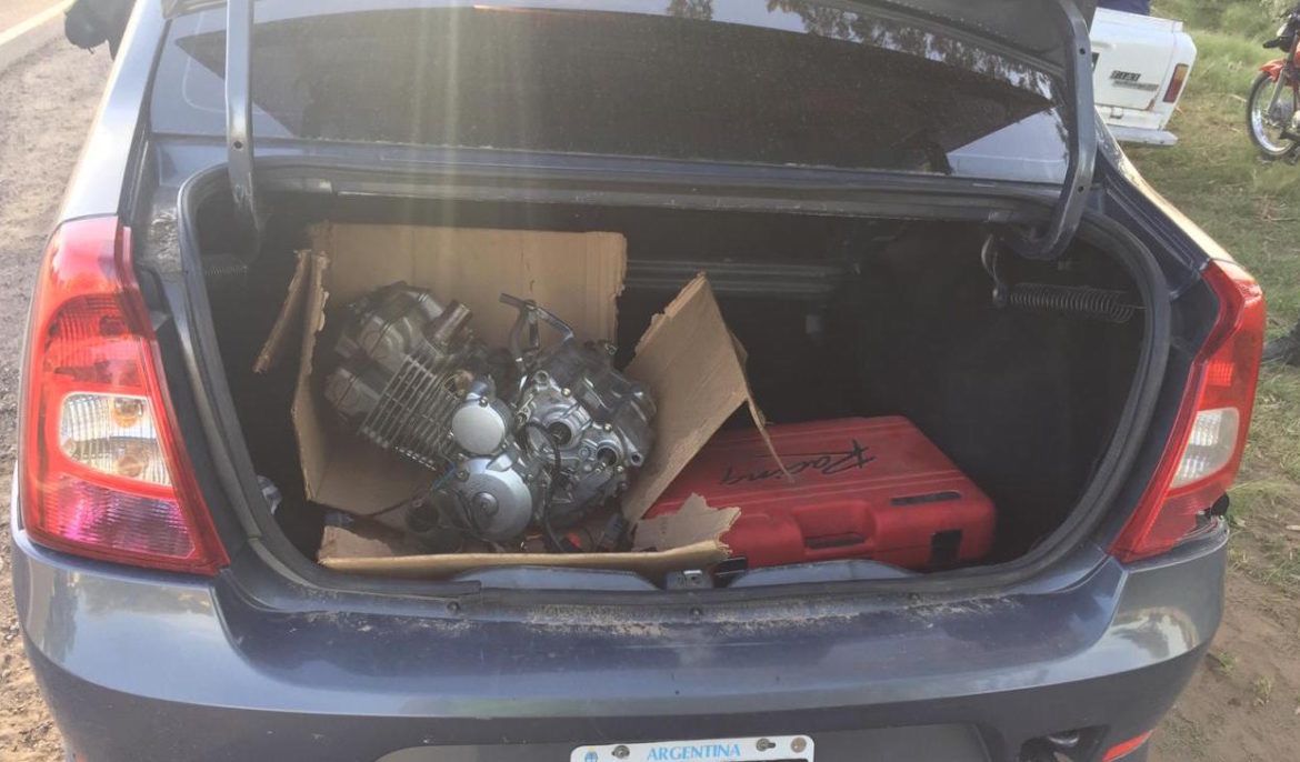 Secuestran droga y motor de moto robado en Buenos Aires