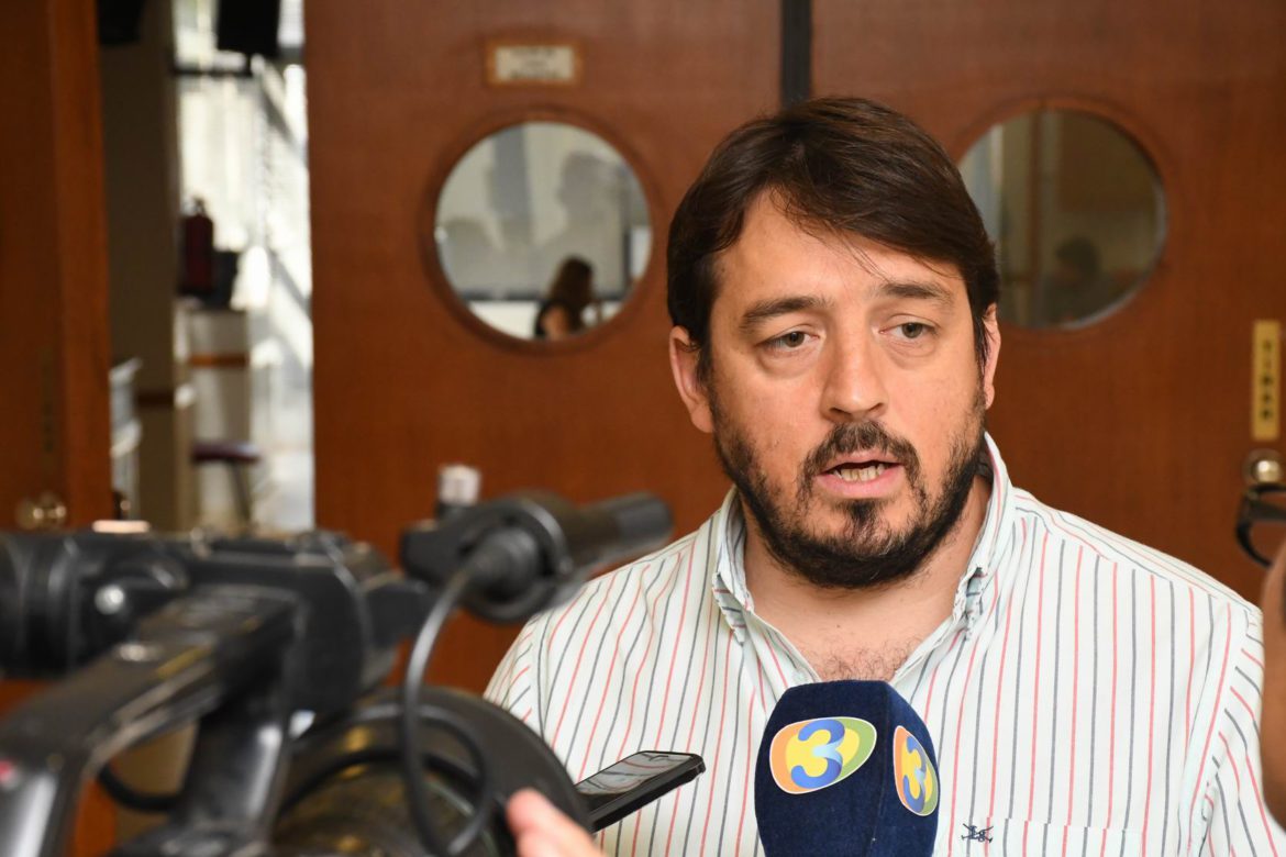 Vialidad advierte a empresa por riesgo al tránsito vehicular en la ruta 18