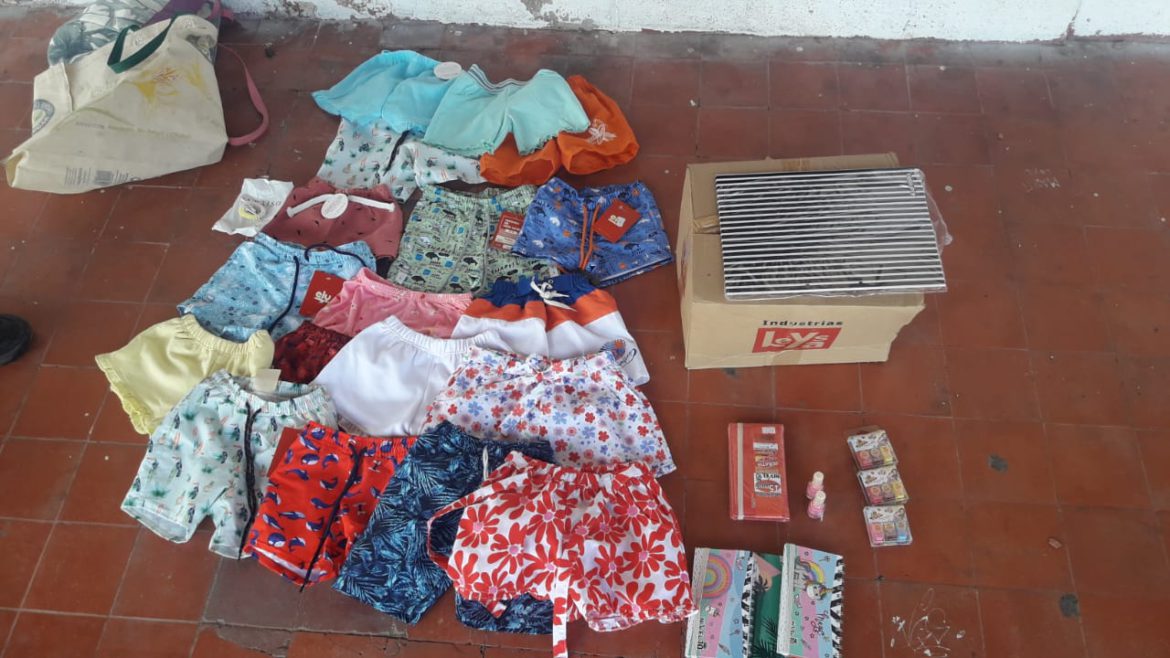 Mechera detenida por robar en tres comercios de Santa Rosa