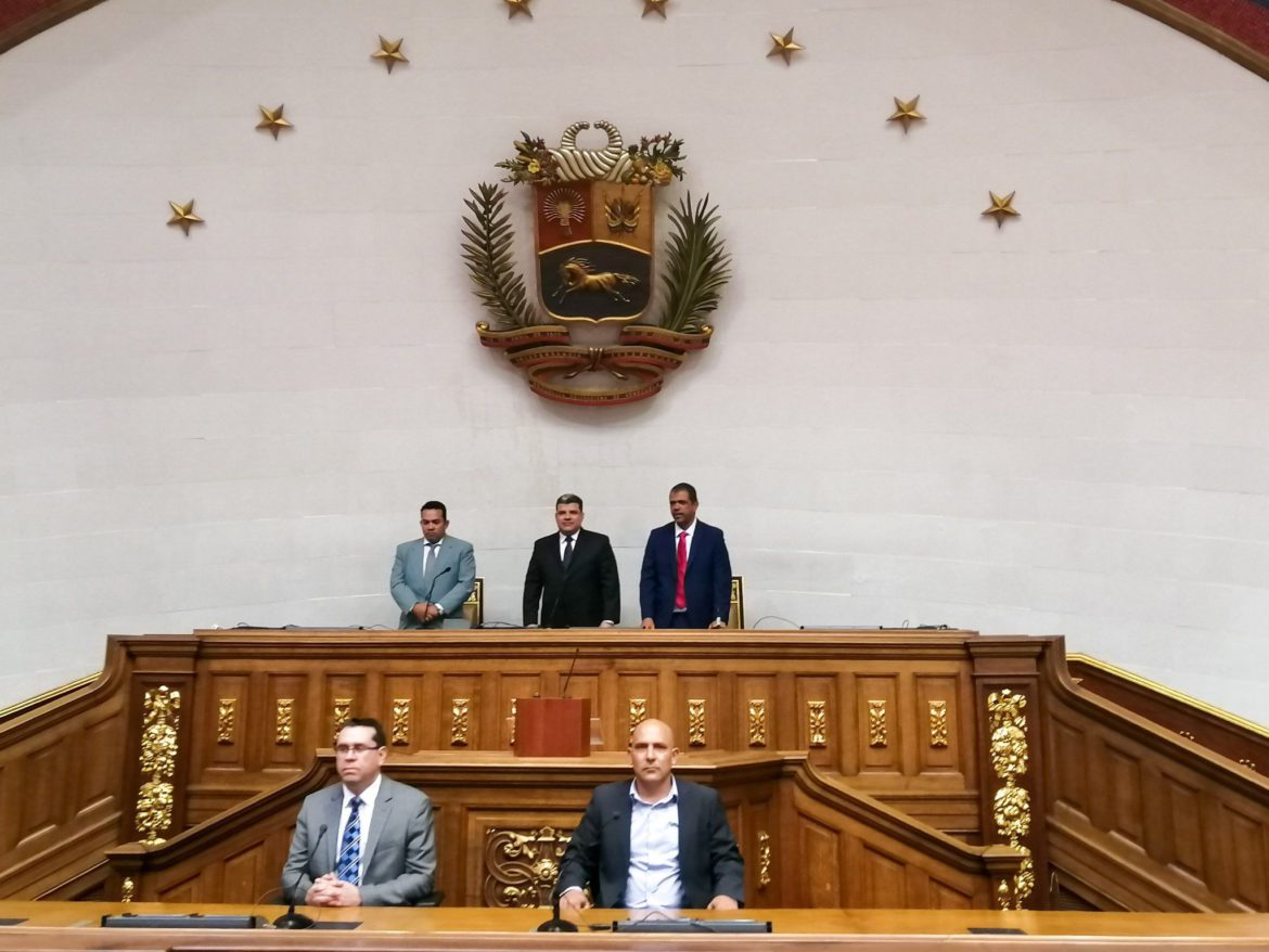La Argentina repudió los incidentes en la Asamblea de Venezuela