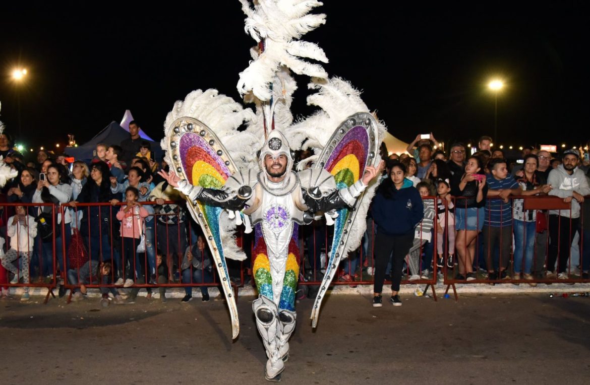 Los carnavales cobran protagonismo en distintos puntos de la provincia