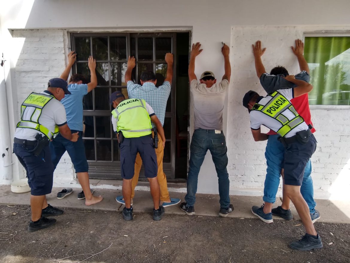 Parera: cuatro cordobeses, detenidos por amenazar a una mujer