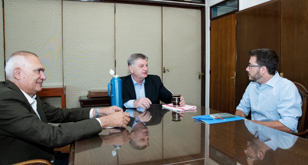 El gobernador y el jefe del Distrito 21 de Vialidad coordinan el arreglo de rutas