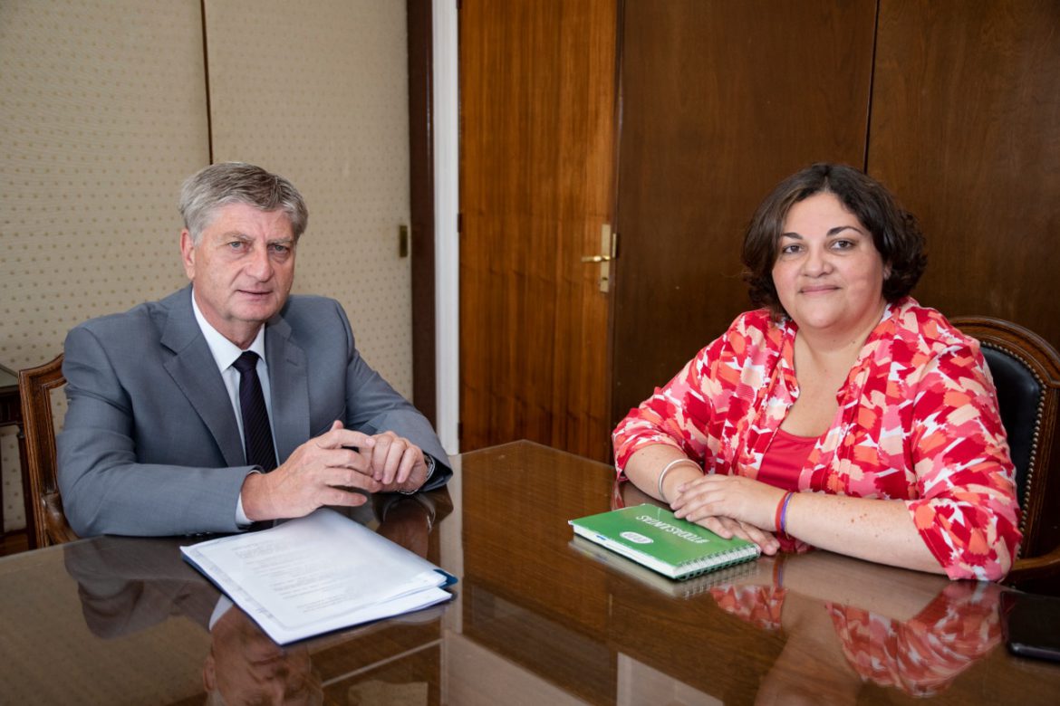 Ziliotto anunció la puesta en marcha de la Ley Micaela en el Gobierno provincial