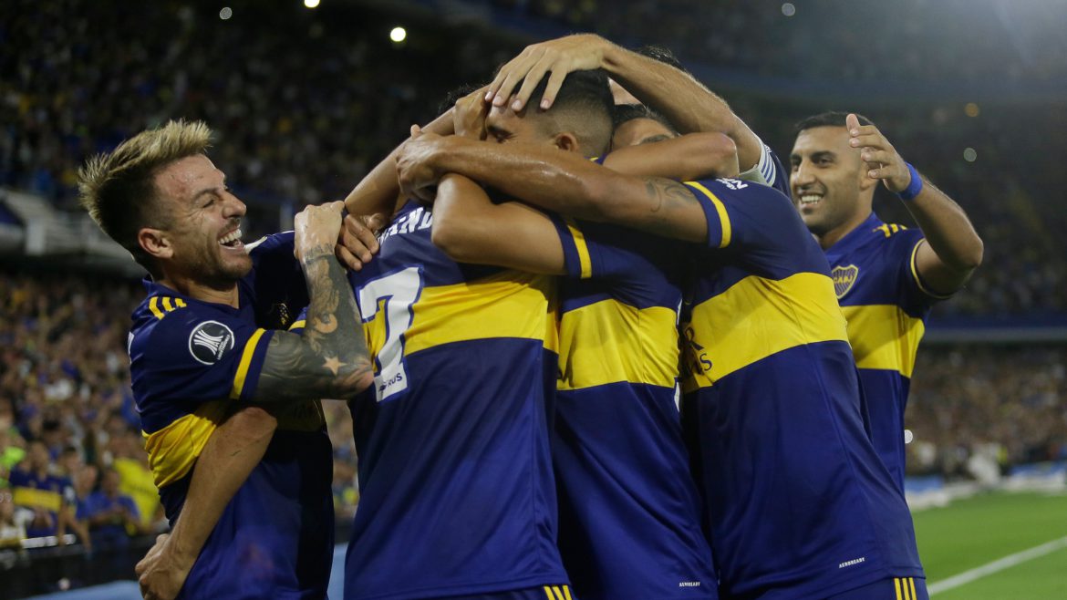 Boca goleó al DIM por la Copa