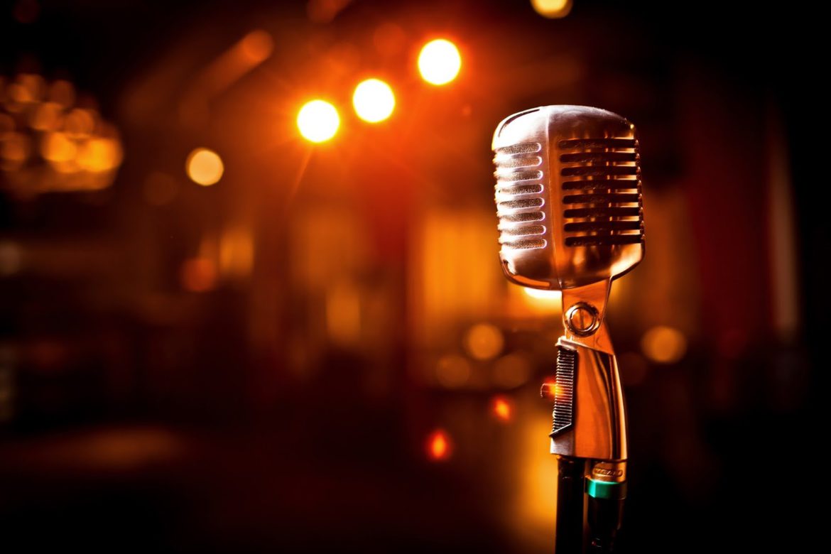 Noche de canciones para compartir en el Medasur