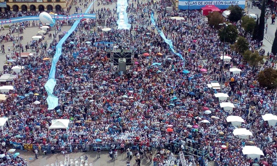 La Iglesia hizo una misa por el Día de la Mujer y ratificó su rechazo al aborto